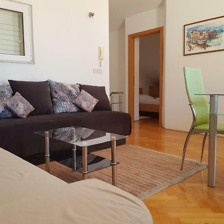 Apartment Ivanka Макарска Екстериор снимка